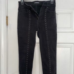Express Capri Studded Highrise Jeans✨